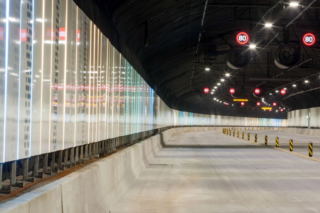 Sydney’s New WestConnex M8 Motorway Lightmoves